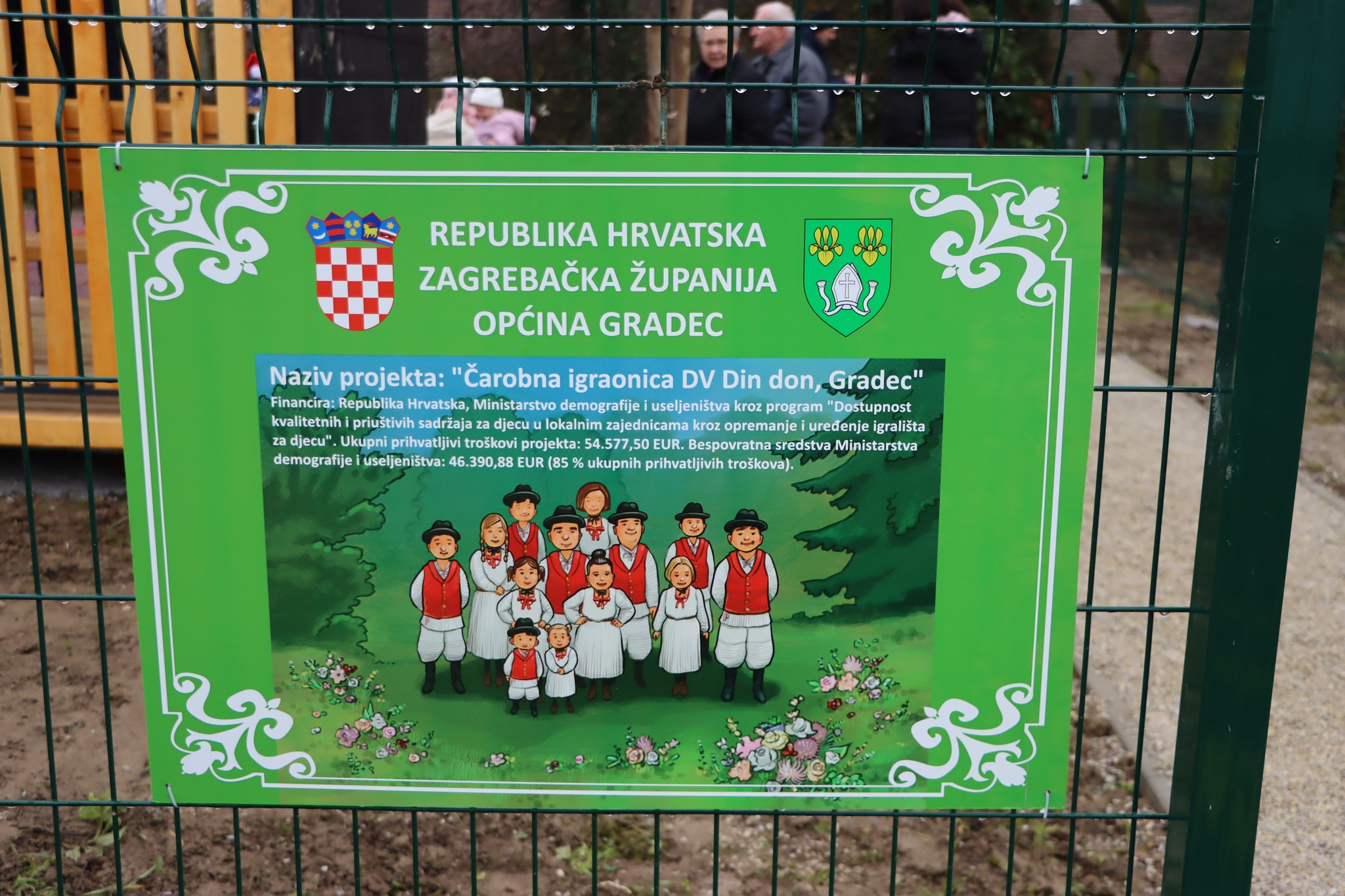 Otvoreno novo dječje igralište u Gradecu